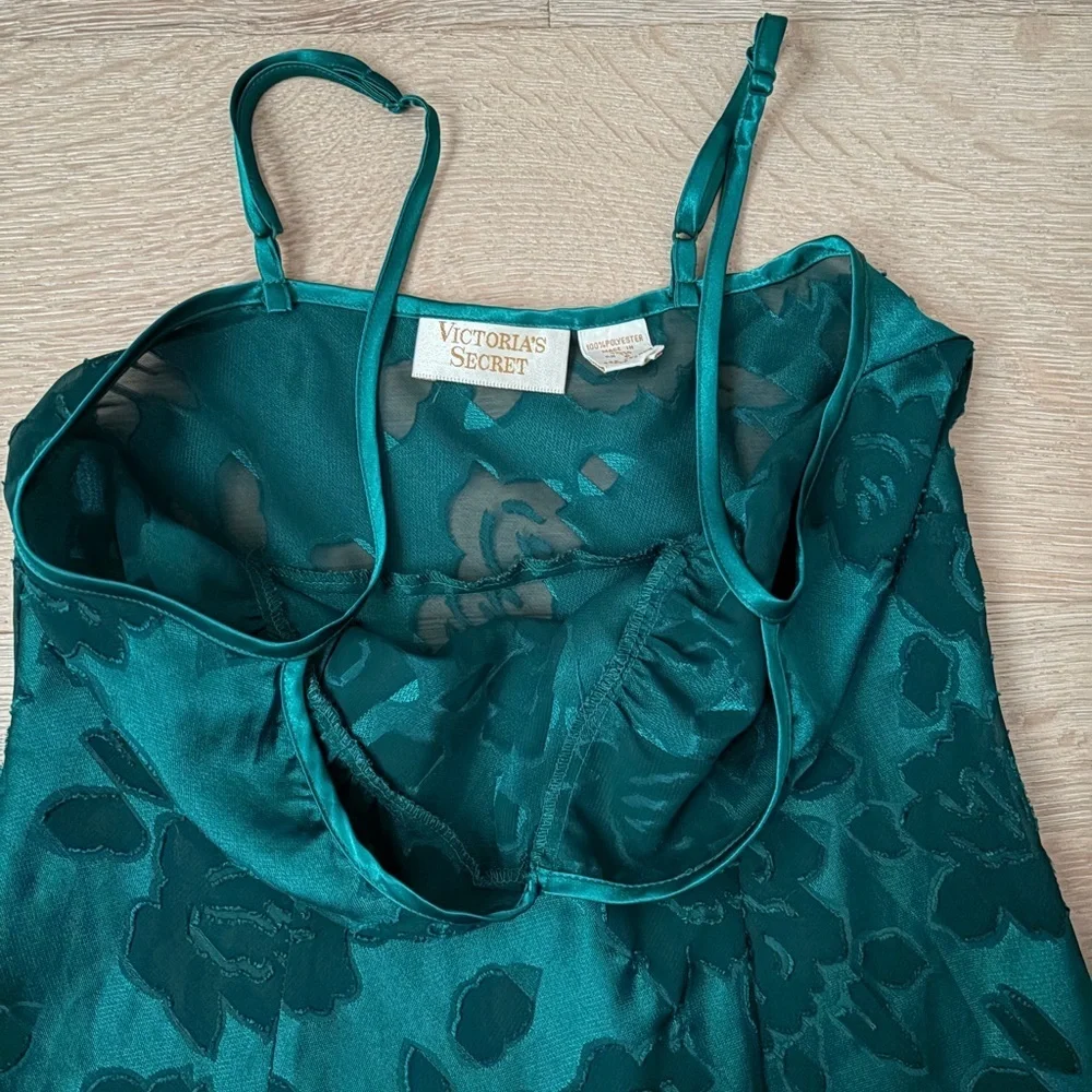 Victoria’s Secret Green Emerald Floral Satin Slip Dress Maxi Nightgown Sz PS*Z19
